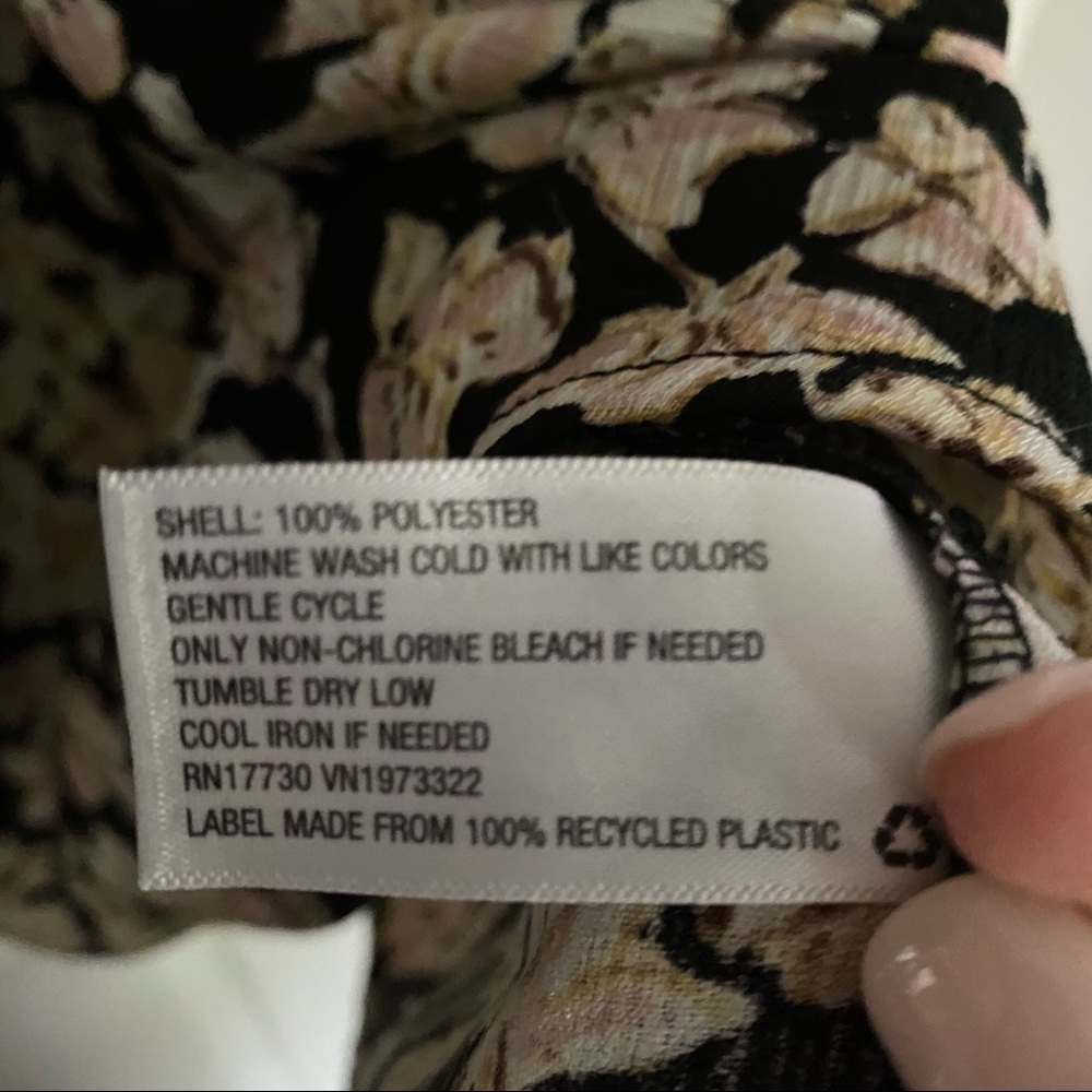 Floral xhilaration dress size large - Picture 4 of 4